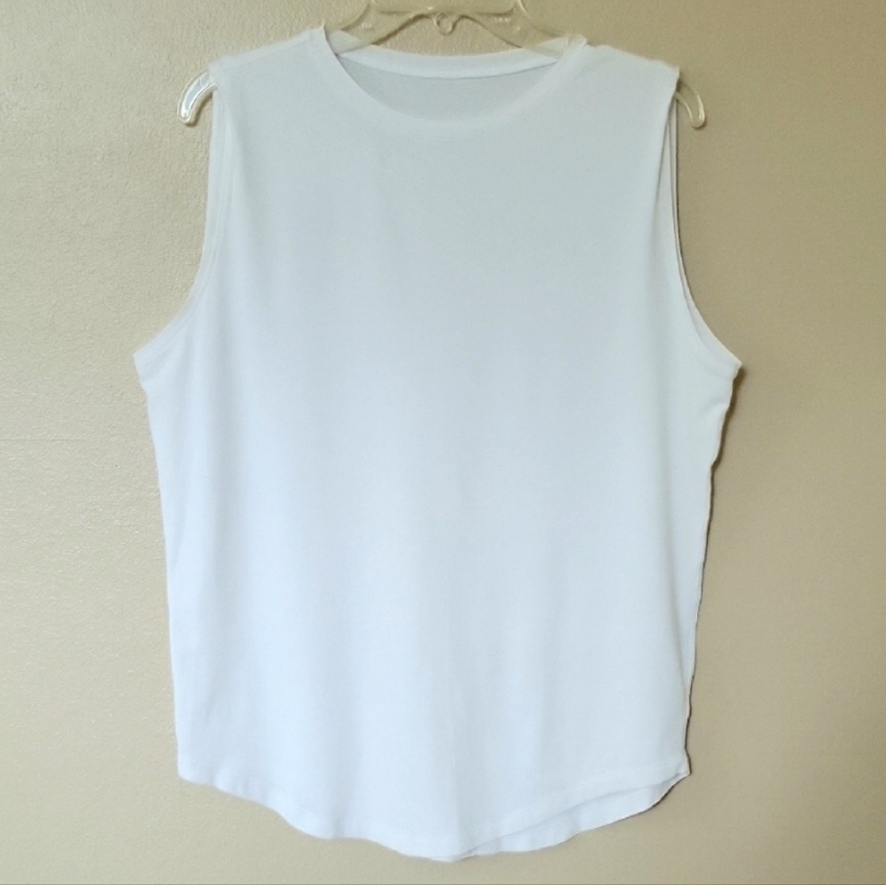 Lululemon Womens White Brunswick Muscle Tank Active Athletic Workout